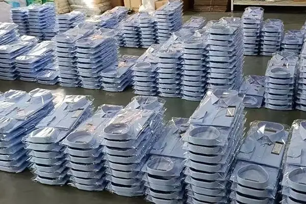 Custom packaging for logo shirts