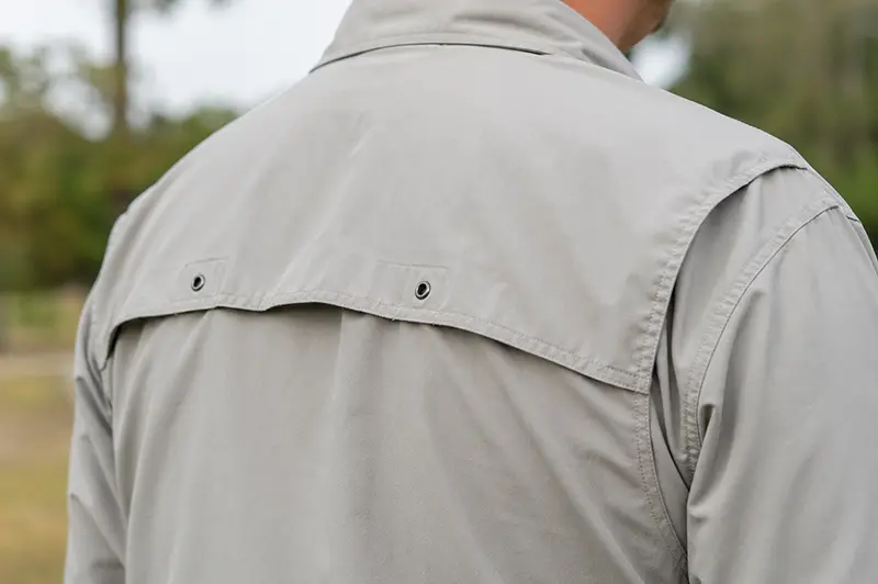 Back ventilation eyelets for outdoor and work shirts